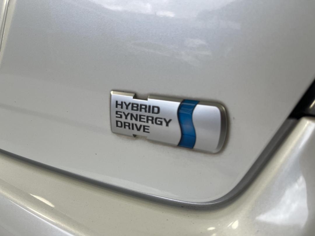 Photo '23' of Toyota SAI