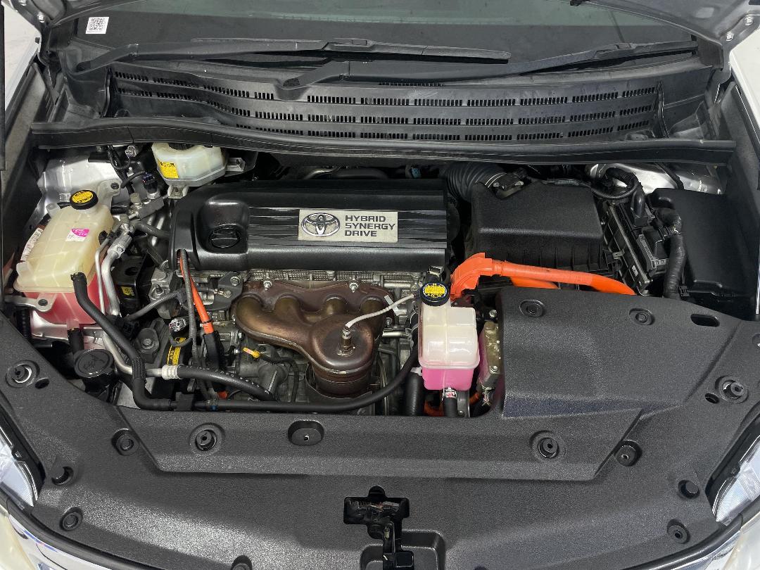 Photo '13' of Toyota SAI