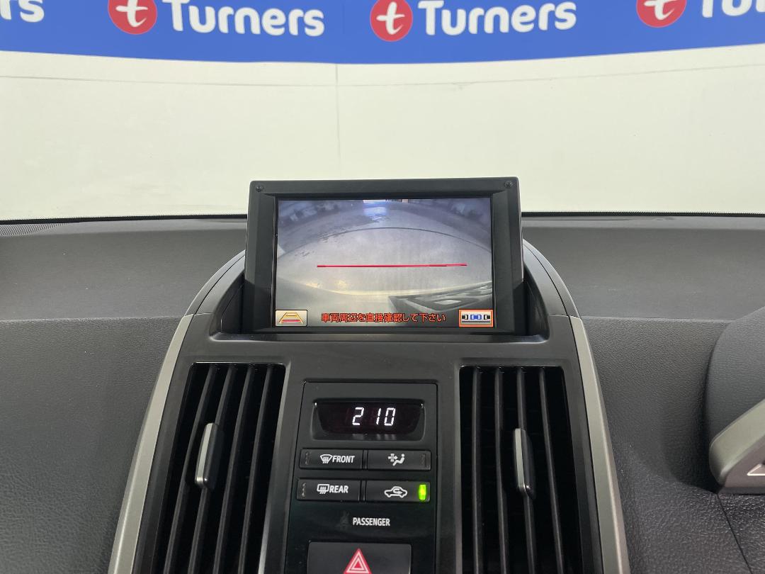 Photo '30' of Toyota SAI