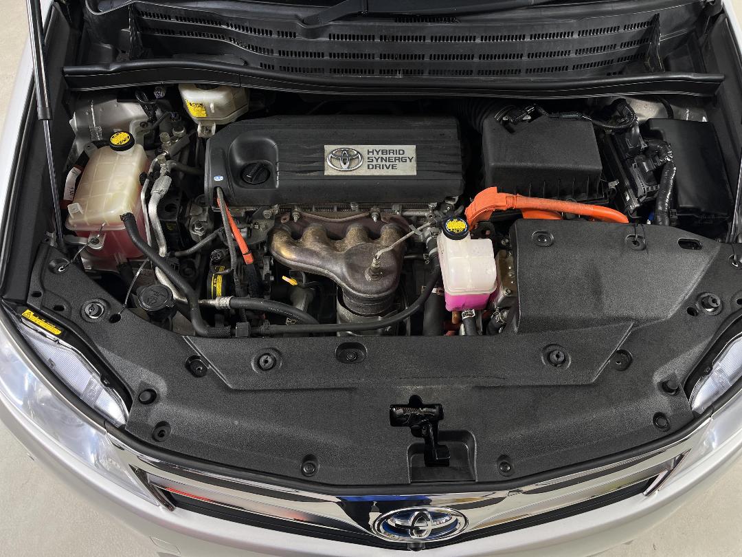 Photo '13' of Toyota SAI