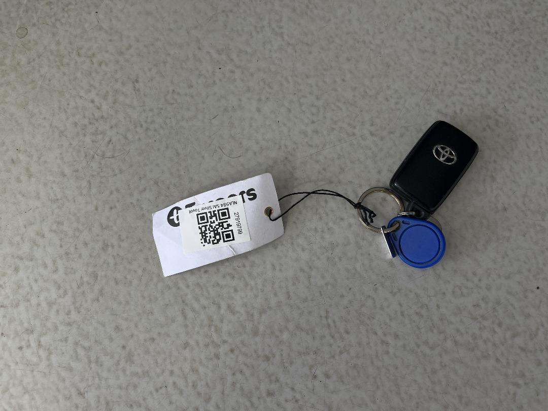 Photo '22' of Toyota SAI