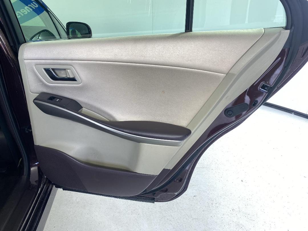 Photo '17' of Toyota SAI