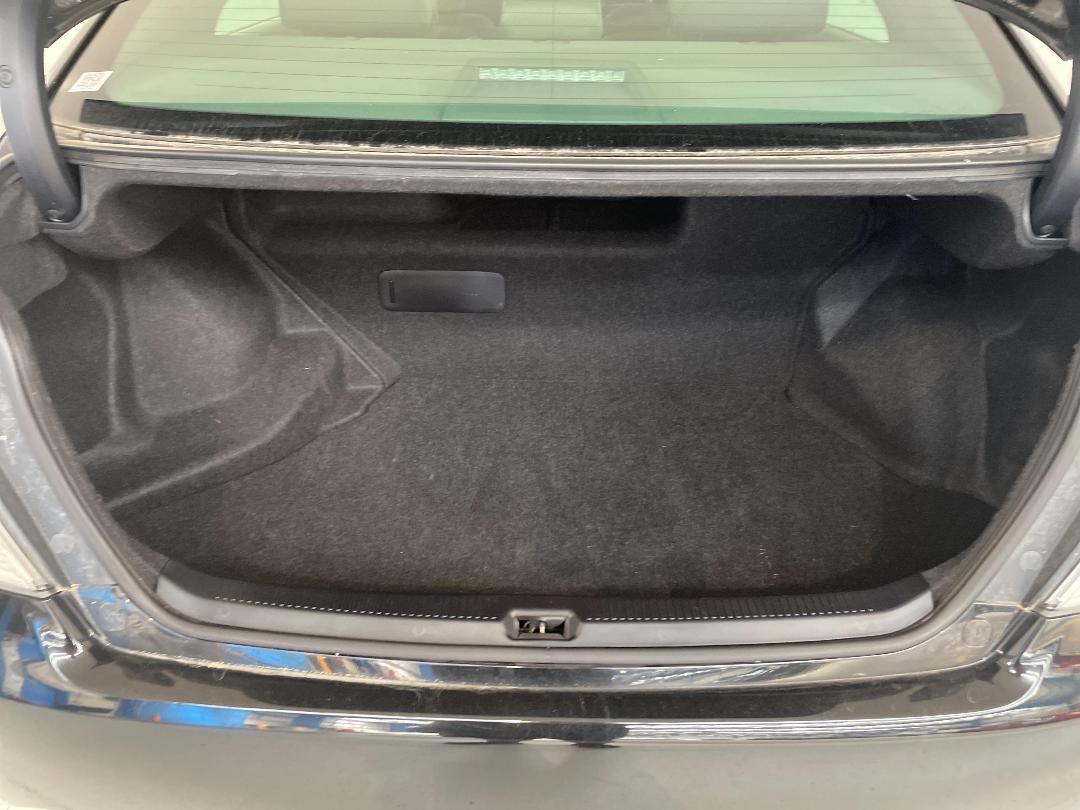 Photo '14' of Toyota SAI