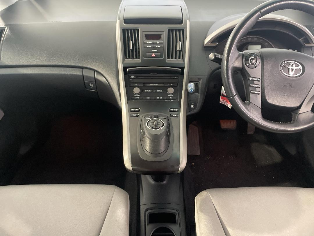 Photo '18' of Toyota SAI