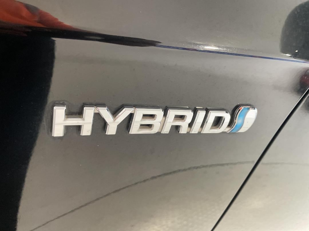 Photo '37' of Toyota SAI