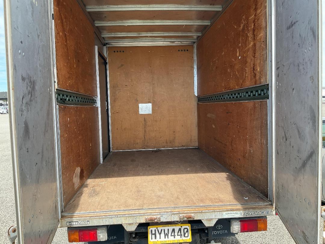 Photo '14' of Toyota Toyoace Box Body Photo '14' of Toyota Toyoace Box Body