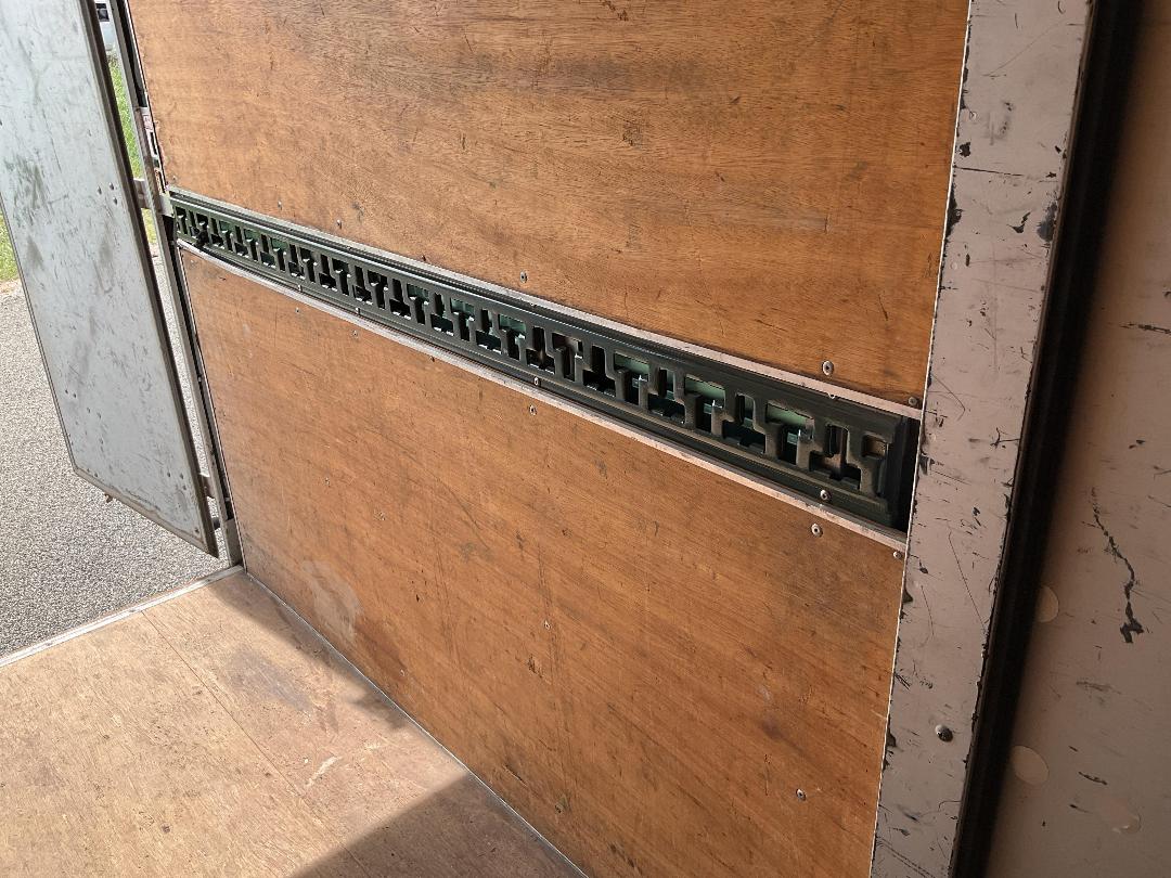 Photo '16' of Toyota Toyoace Box Body Photo '16' of Toyota Toyoace Box Body