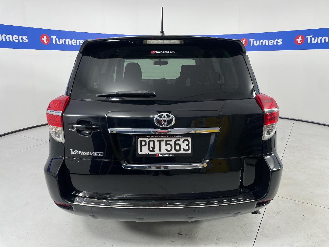 Photo '6' of Toyota Vanguard