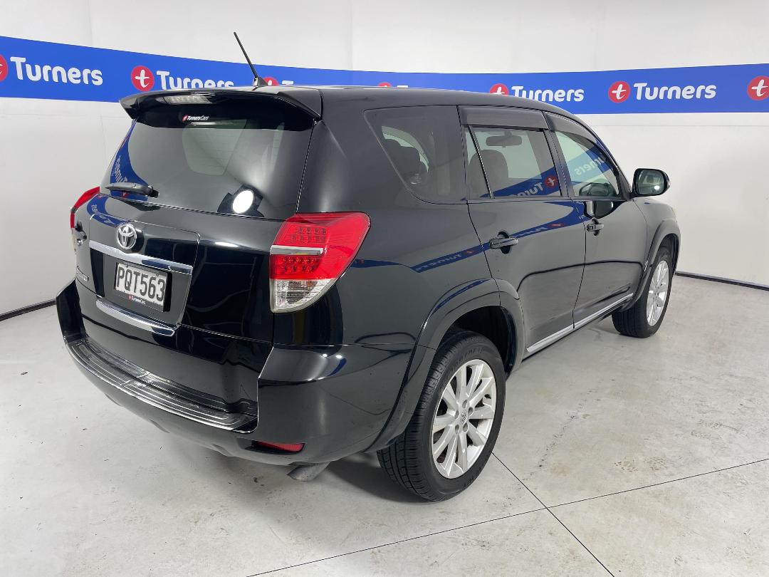 Photo '7' of Toyota Vanguard