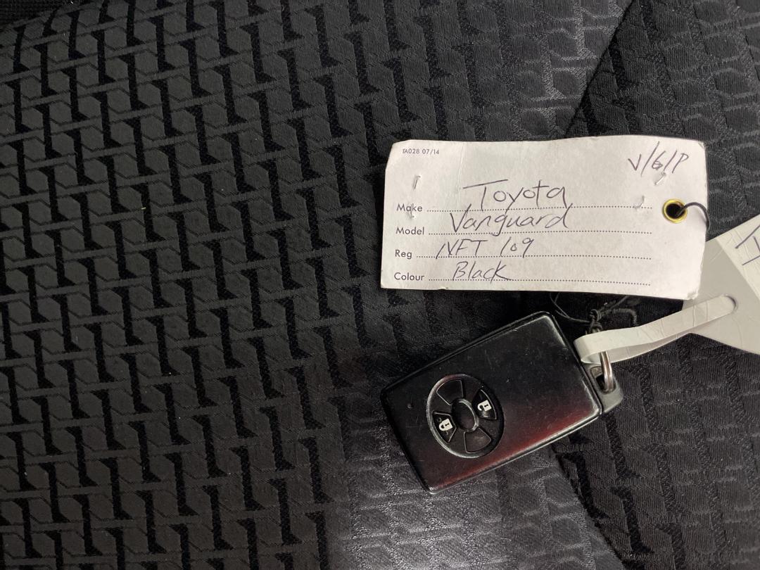 Photo '22' of Toyota Vanguard Photo '22' of Toyota Vanguard