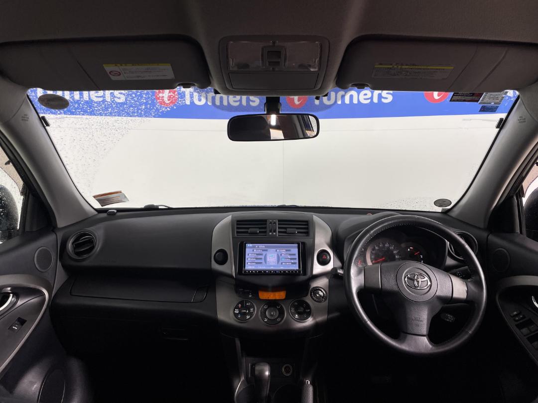 Photo '17' of Toyota Vanguard Photo '17' of Toyota Vanguard