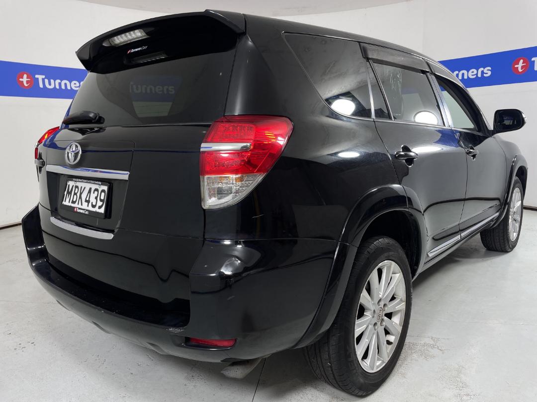 Photo '7' of Toyota Vanguard Photo '7' of Toyota Vanguard