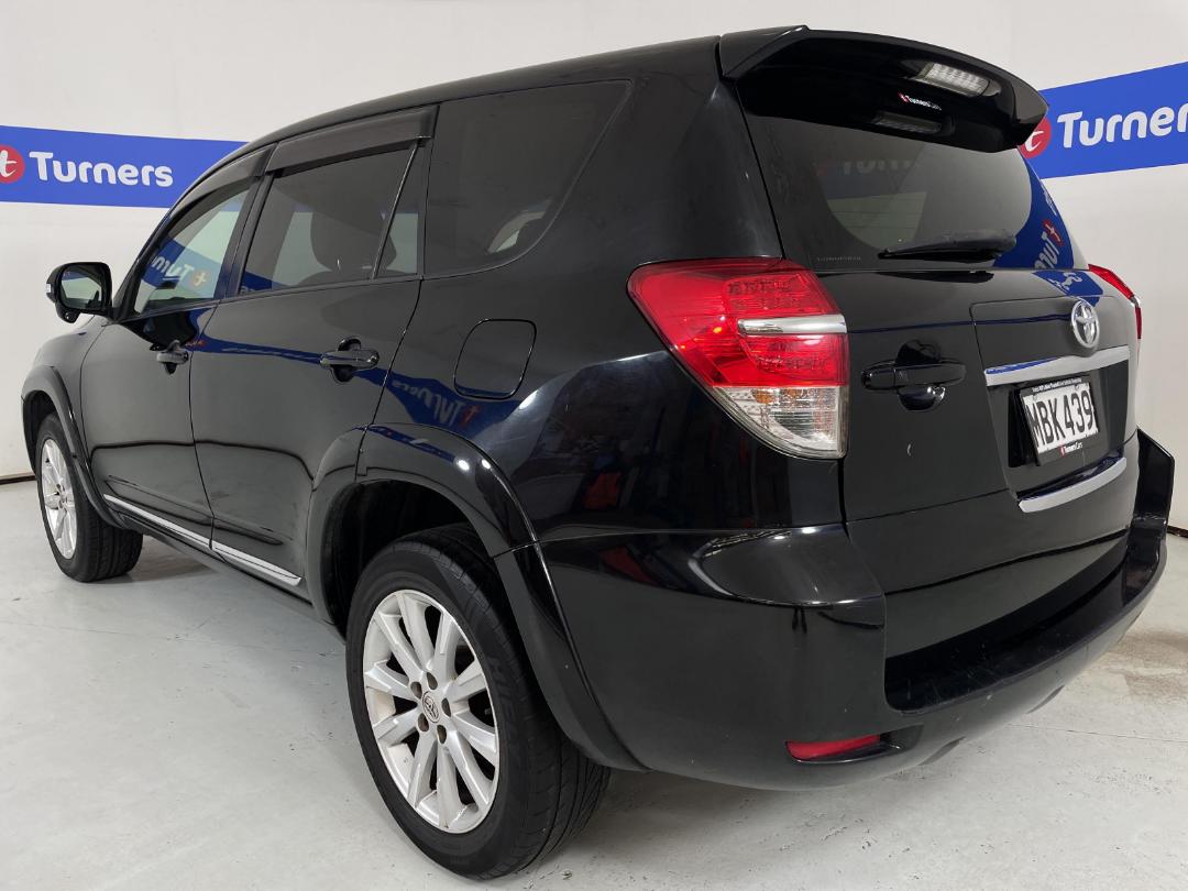 Photo '5' of Toyota Vanguard Photo '5' of Toyota Vanguard