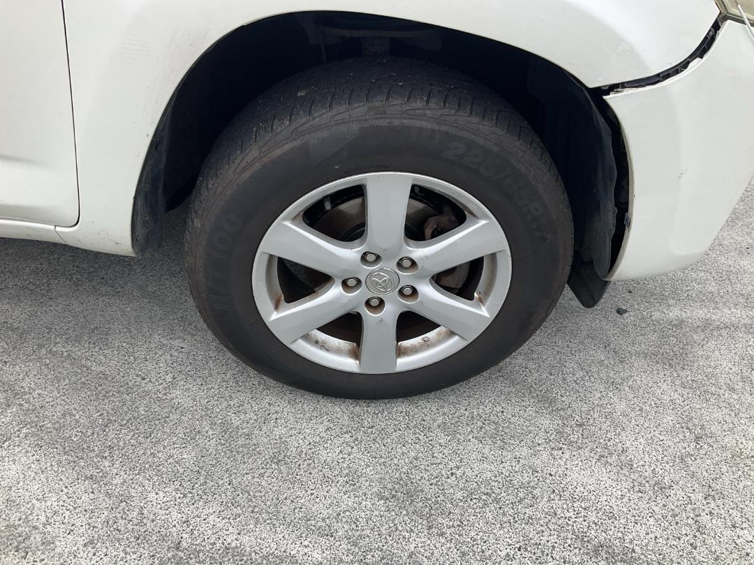 Photo '2' of Toyota Vanguard