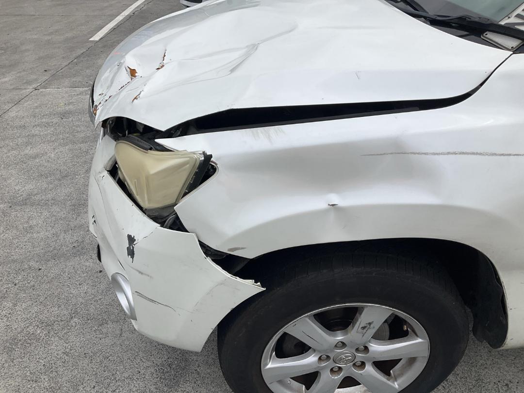 Photo '8' of Toyota Vanguard