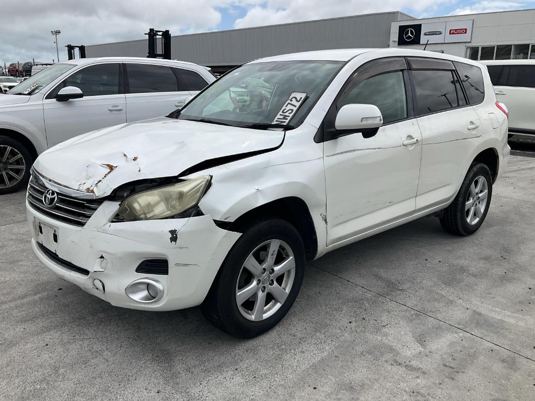 Photo '7' of Toyota Vanguard