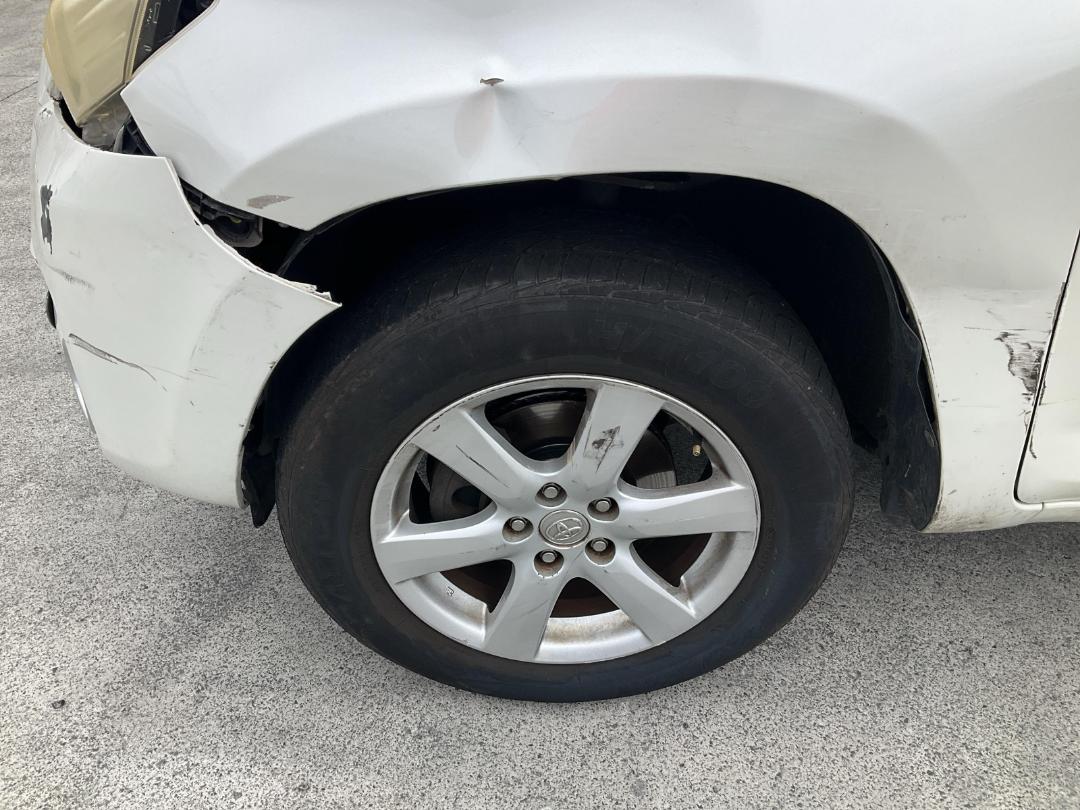 Photo '9' of Toyota Vanguard