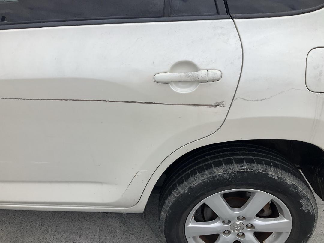 Photo '12' of Toyota Vanguard