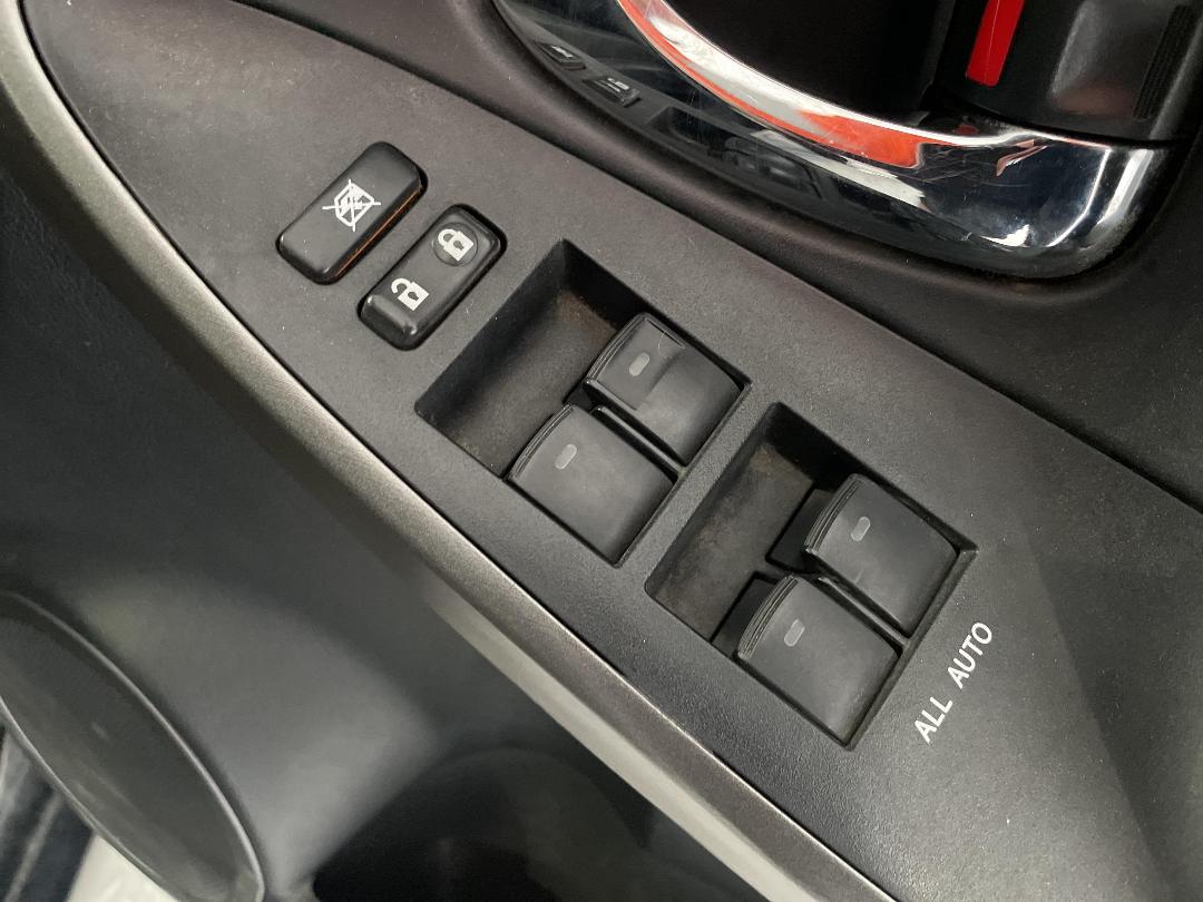 Photo '23' of Toyota Vanguard