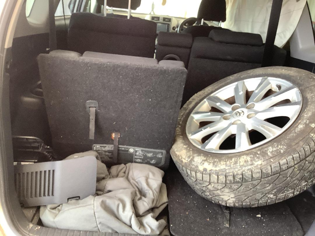 Photo '8' of Toyota Vanguard Photo '8' of Toyota Vanguard