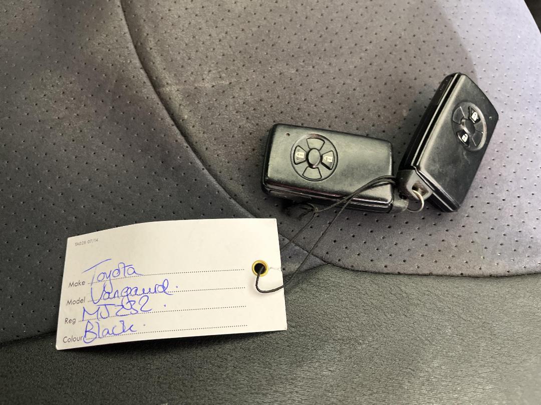 Photo '22' of Toyota Vanguard Photo '22' of Toyota Vanguard