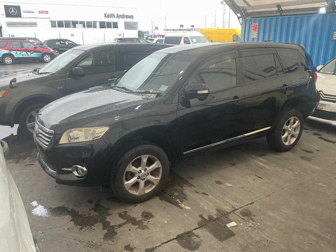 Photo '5' of Toyota Vanguard