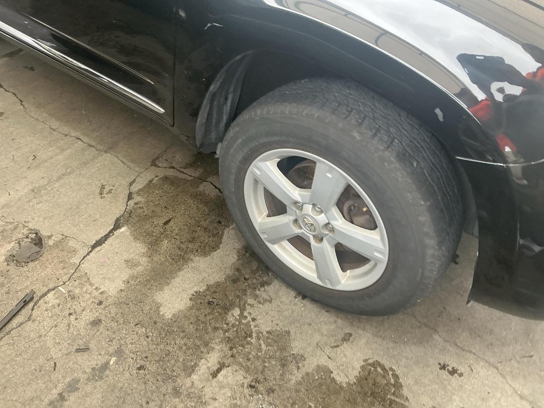 Photo '2' of Toyota Vanguard