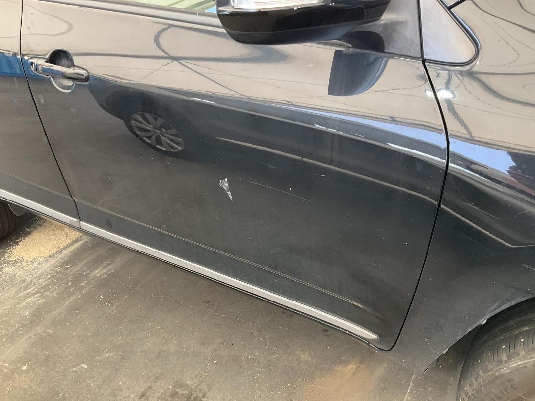 Photo '3' of Toyota Vanguard Photo '3' of Toyota Vanguard