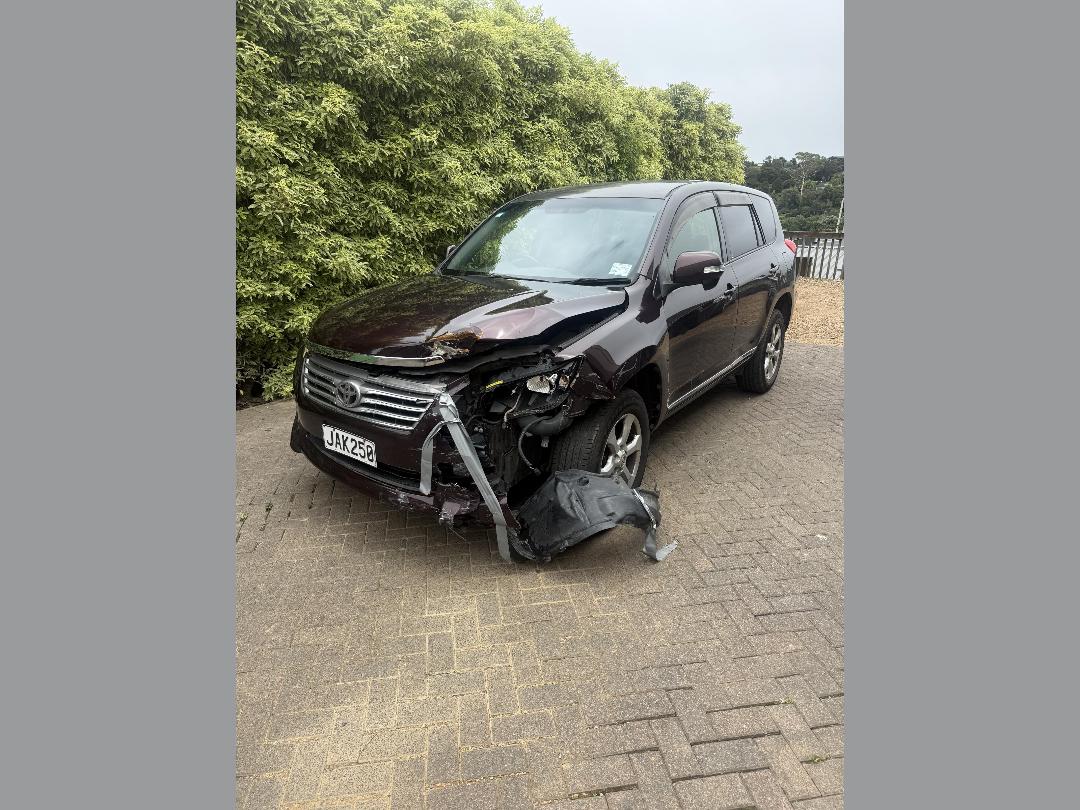 Photo '10' of Toyota Vanguard Photo '10' of Toyota Vanguard