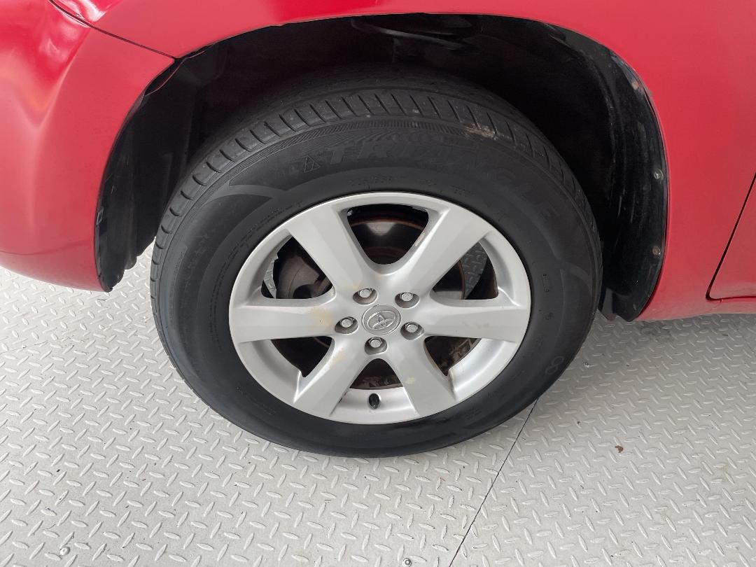 Photo '10' of Toyota Vanguard