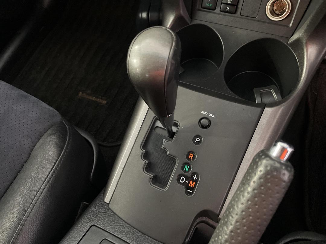 Photo '29' of Toyota Vanguard