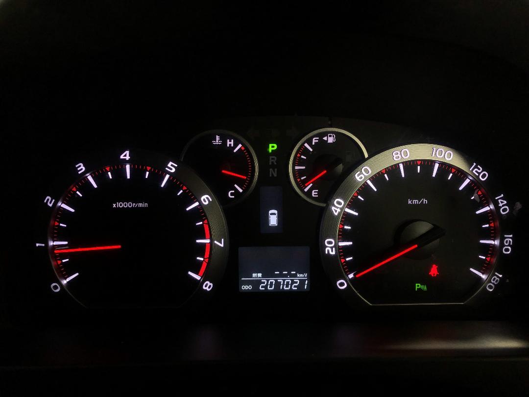 Photo '21' of Toyota Vellfire Photo '21' of Toyota Vellfire