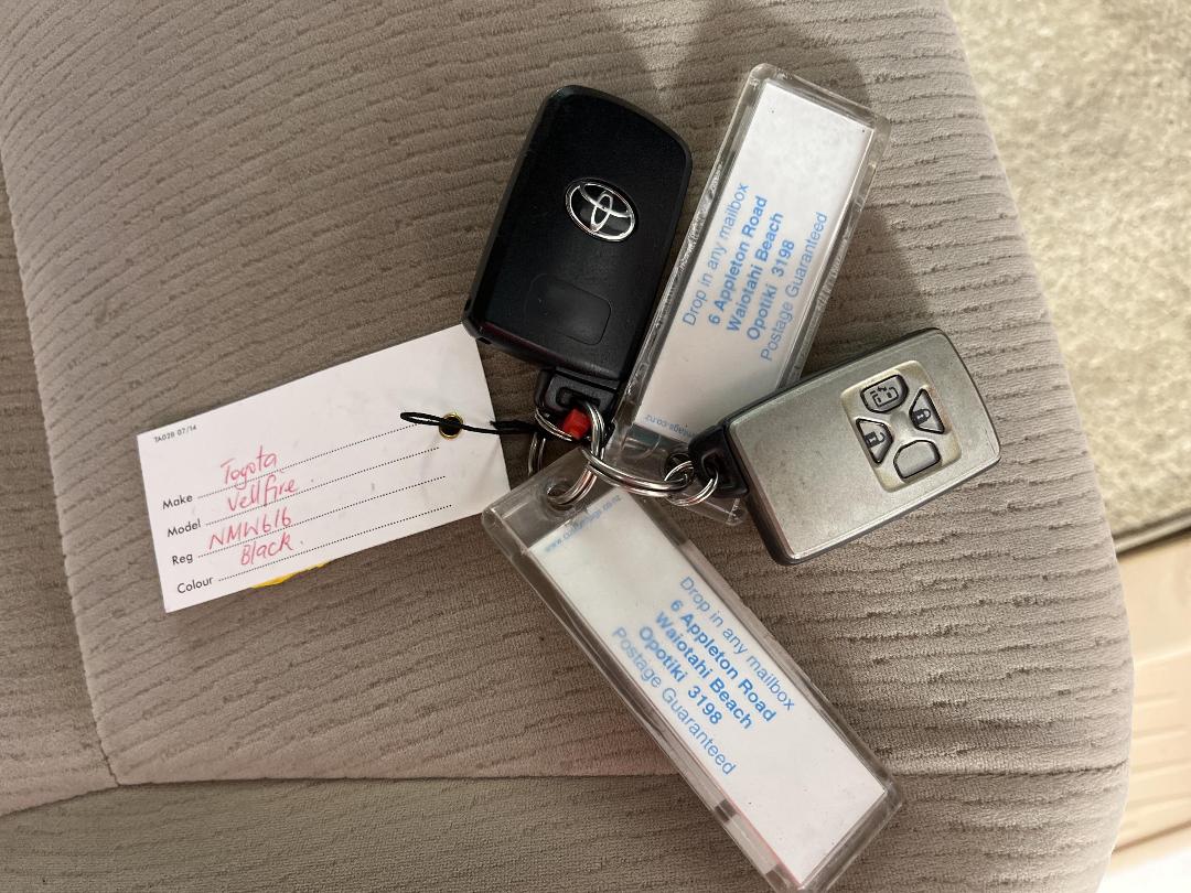 Photo '22' of Toyota Vellfire