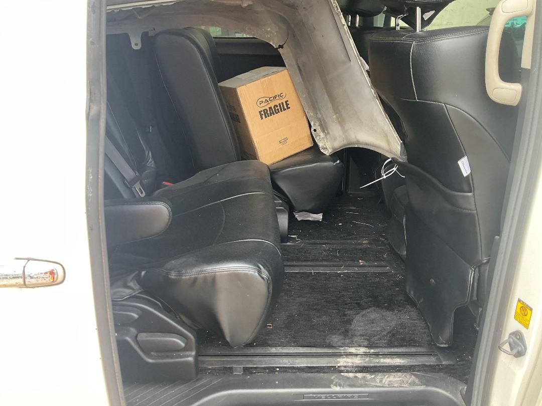 Photo '7' of Toyota Vellfire