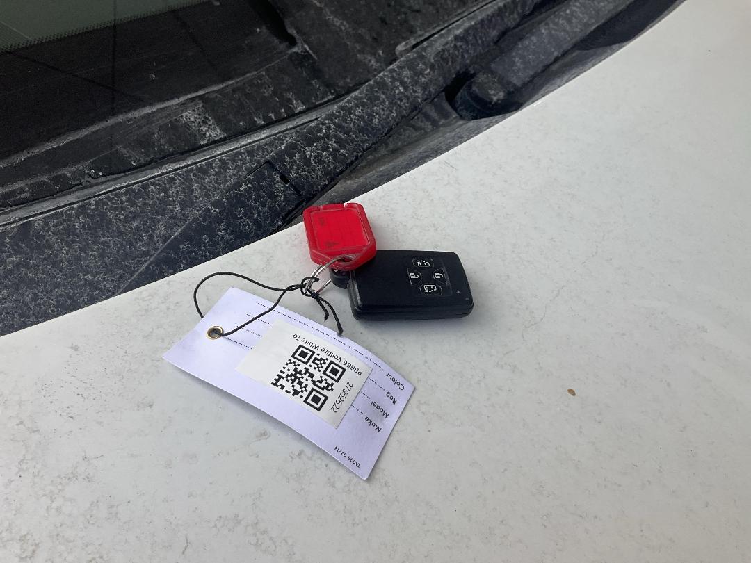 Photo '11' of Toyota Vellfire