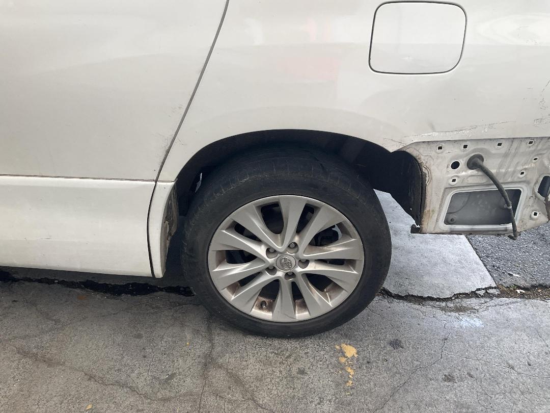 Photo '13' of Toyota Vellfire