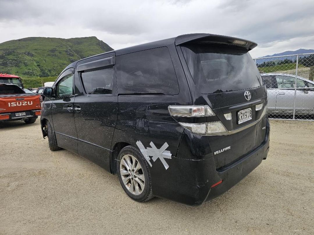 Photo '5' of Toyota Vellfire