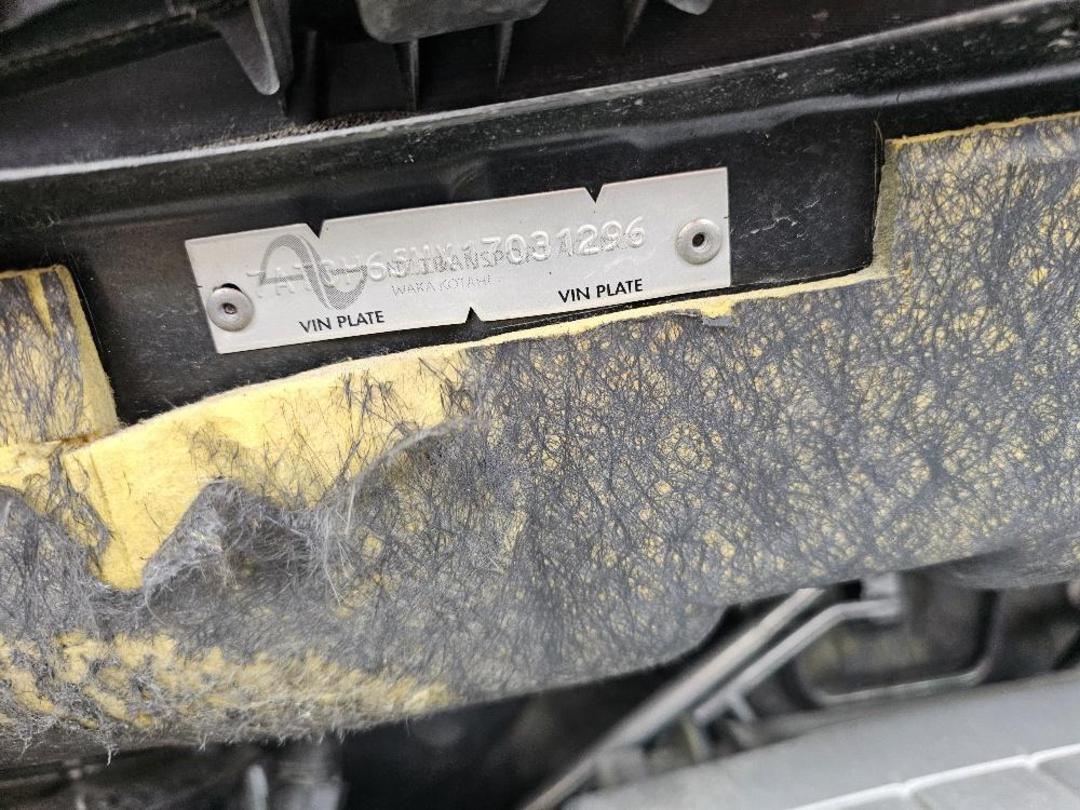 Photo '14' of Toyota Vellfire