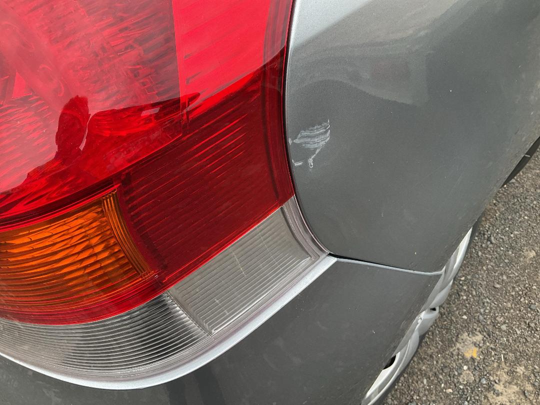 Photo '8' of Toyota Vitz Photo '8' of Toyota Vitz