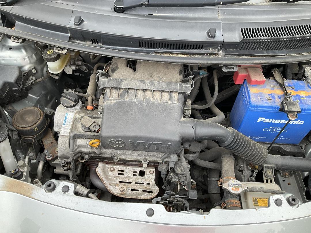 Photo '18' of Toyota Vitz Photo '18' of Toyota Vitz