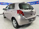 Thumbnail '5' of Toyota Vitz