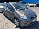 Thumbnail '1' of Toyota Vitz