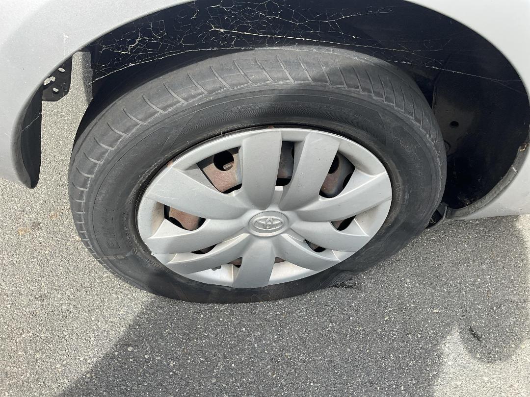 Photo '5' of Toyota Vitz Photo '5' of Toyota Vitz