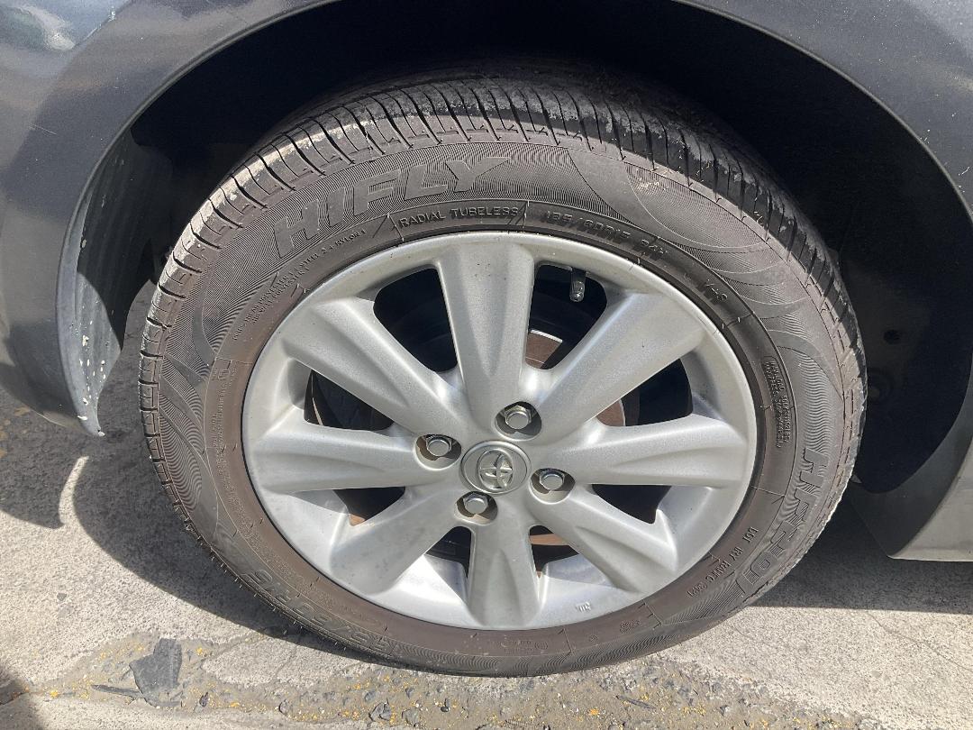 Photo '19' of Toyota Vitz