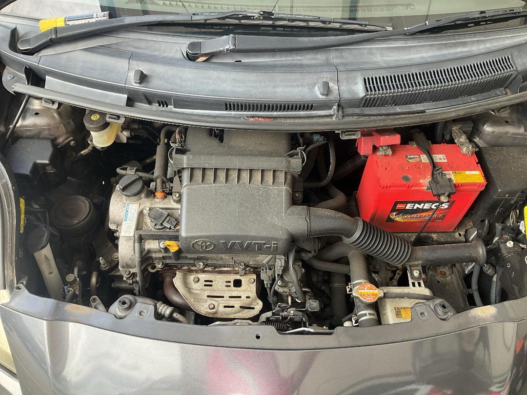 Photo '23' of Toyota Vitz