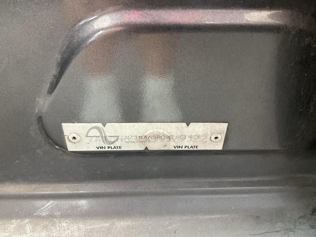 Photo '35' of Toyota Vitz