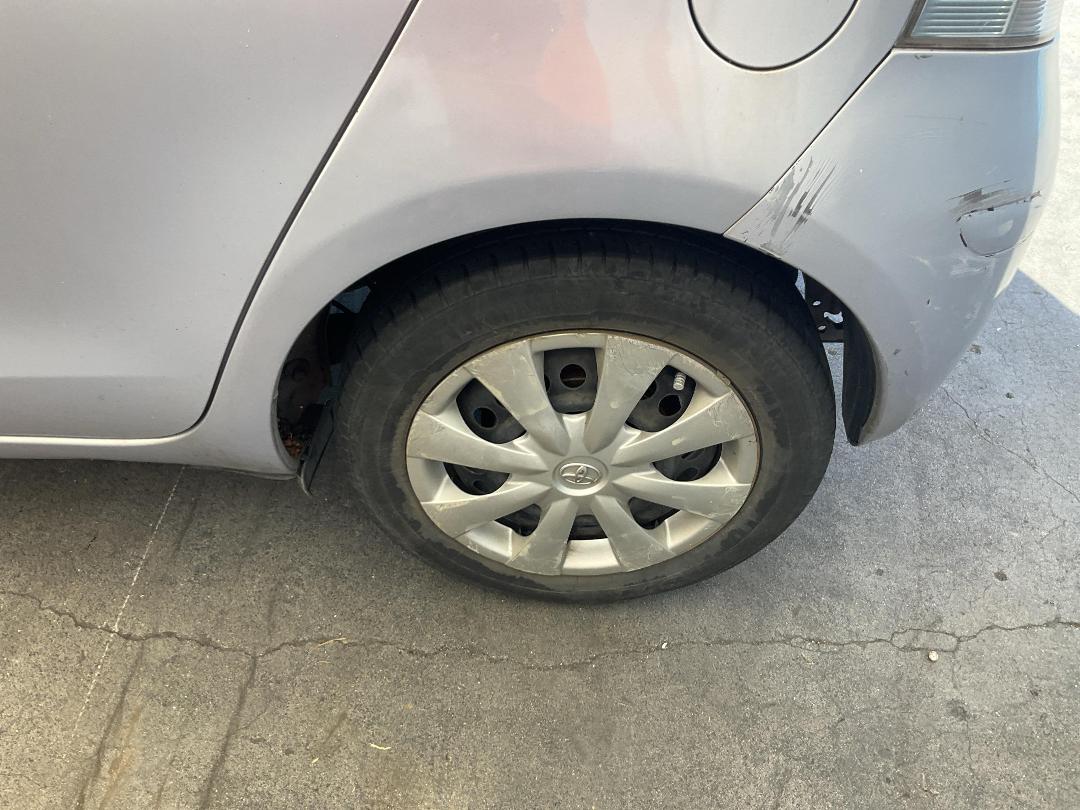 Photo '18' of Toyota Vitz