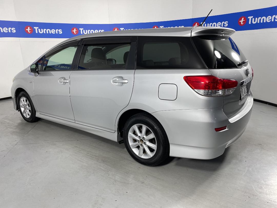 Photo '5' of Toyota Wish Photo '5' of Toyota Wish