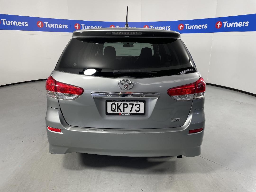 Photo '6' of Toyota Wish Photo '6' of Toyota Wish