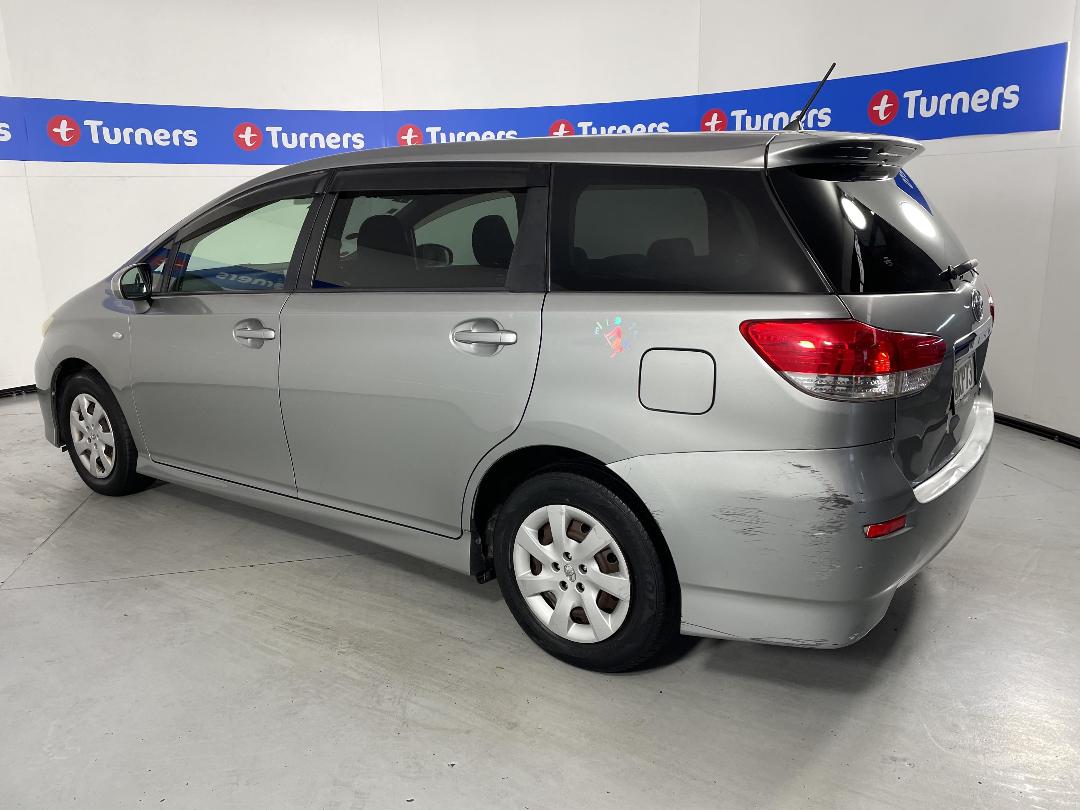 Photo '5' of Toyota Wish Photo '5' of Toyota Wish